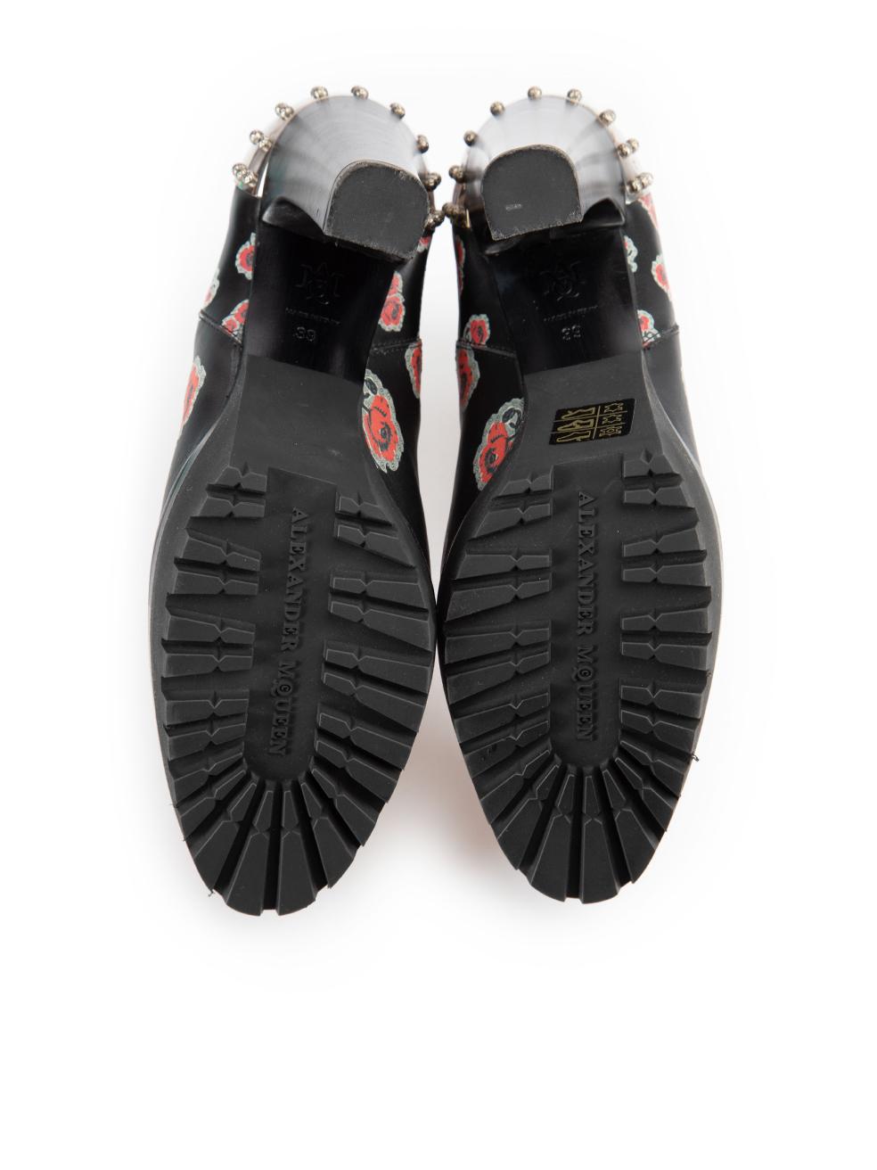 Women's Alexander McQueen Black Leather Floral Studded Boots Size IT 39 For Sale