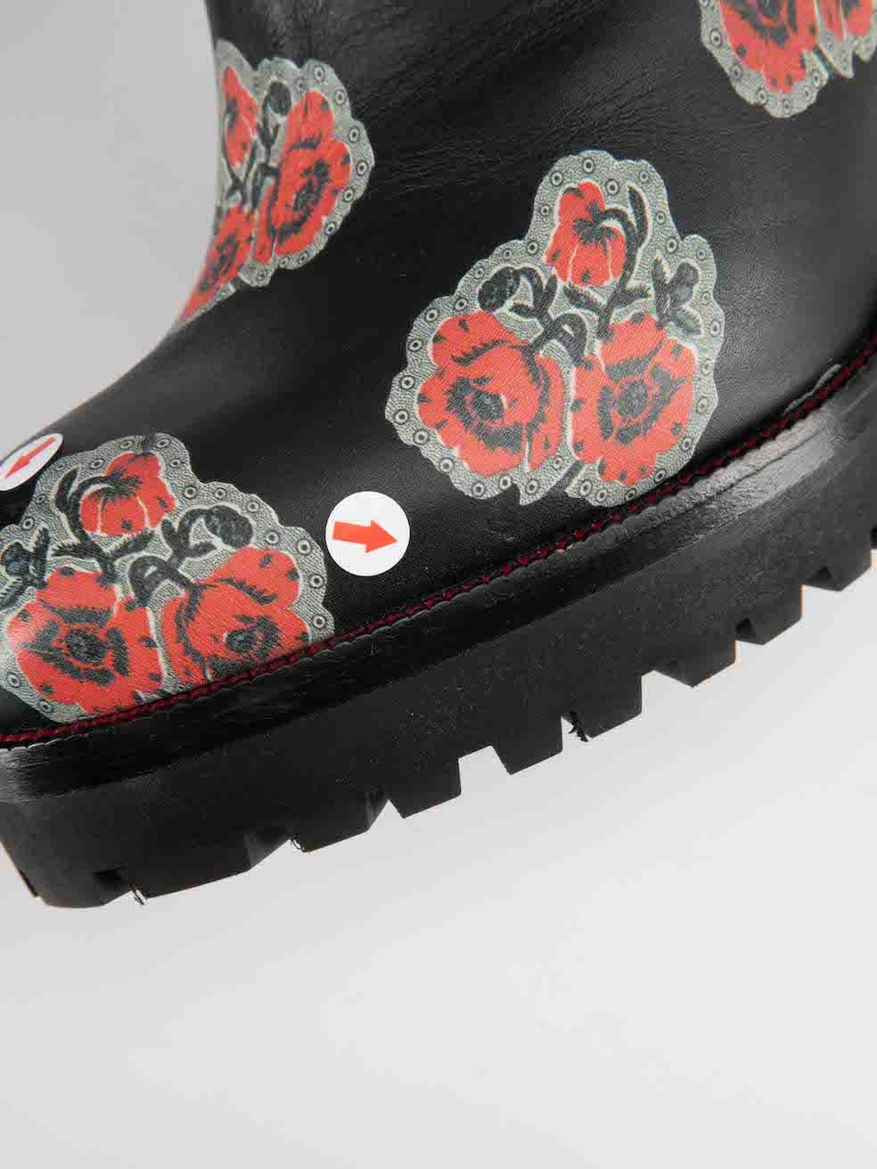 Alexander McQueen Black Leather Floral Studded Boots Size IT 39 For Sale 2