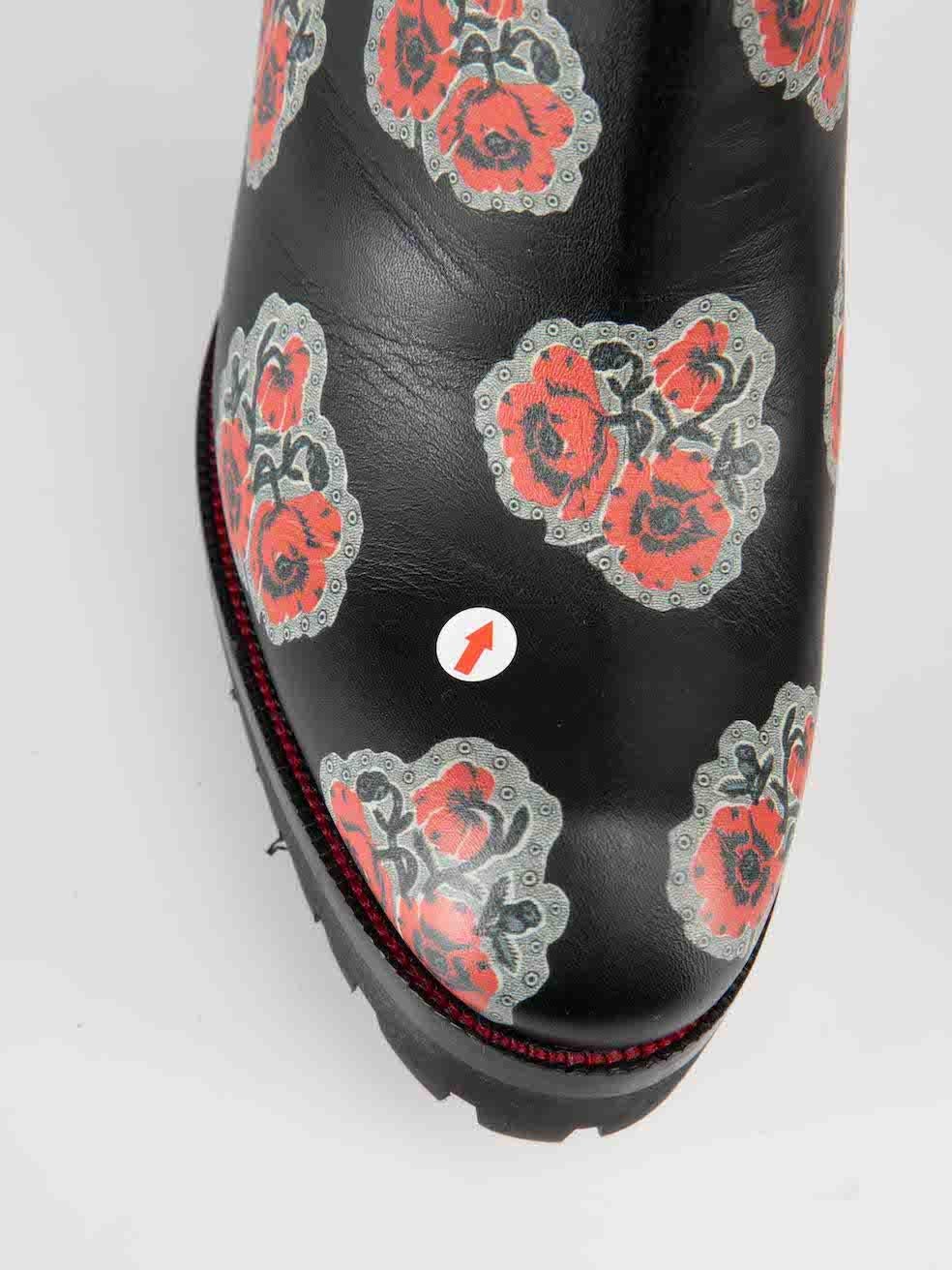 Alexander McQueen - Bottes en cuir noir à motif floral clouté - Taille IT 39 en vente 4