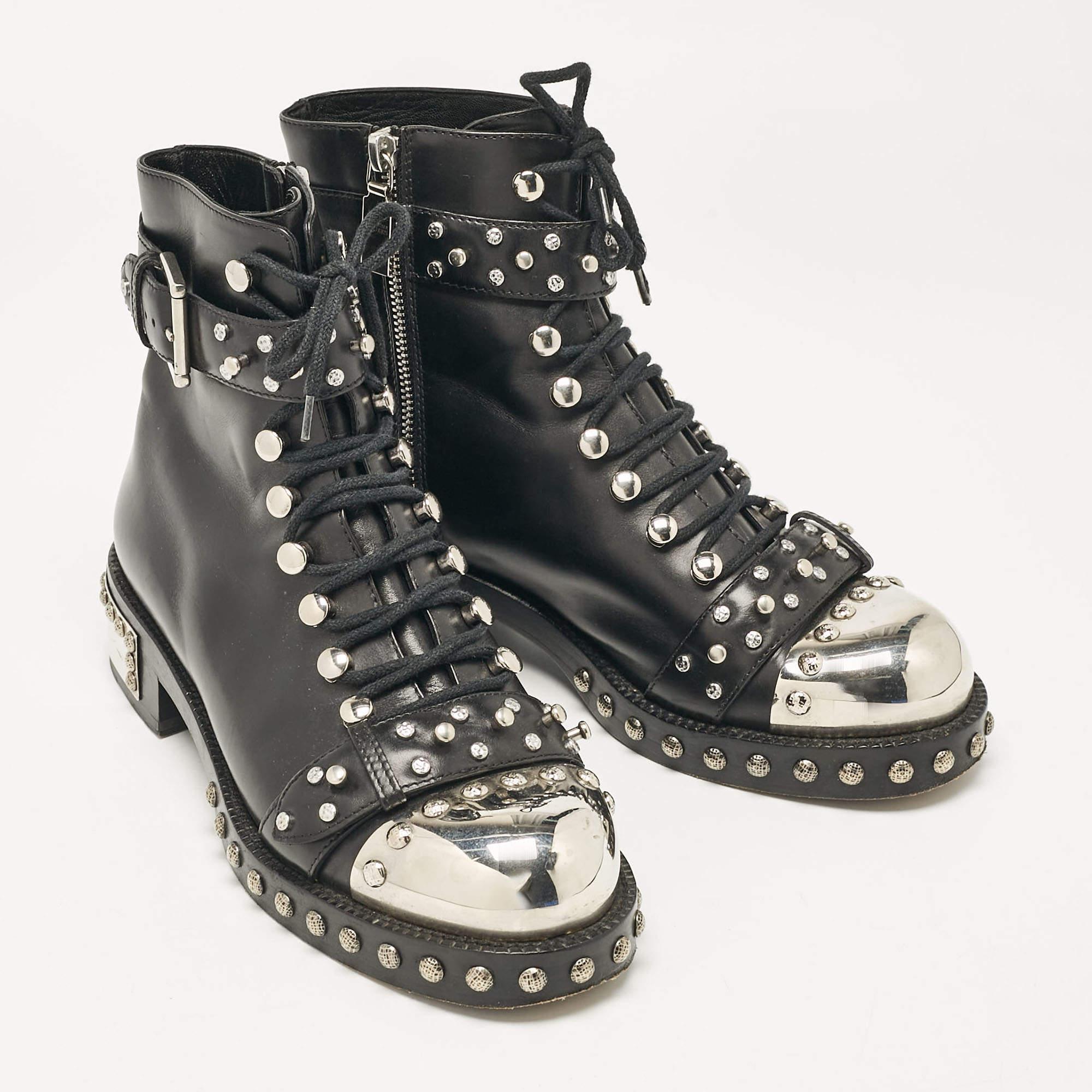 Women's Alexander McQueen Black Leather Hobnail Ankle Length Boots Size 38 For Sale
