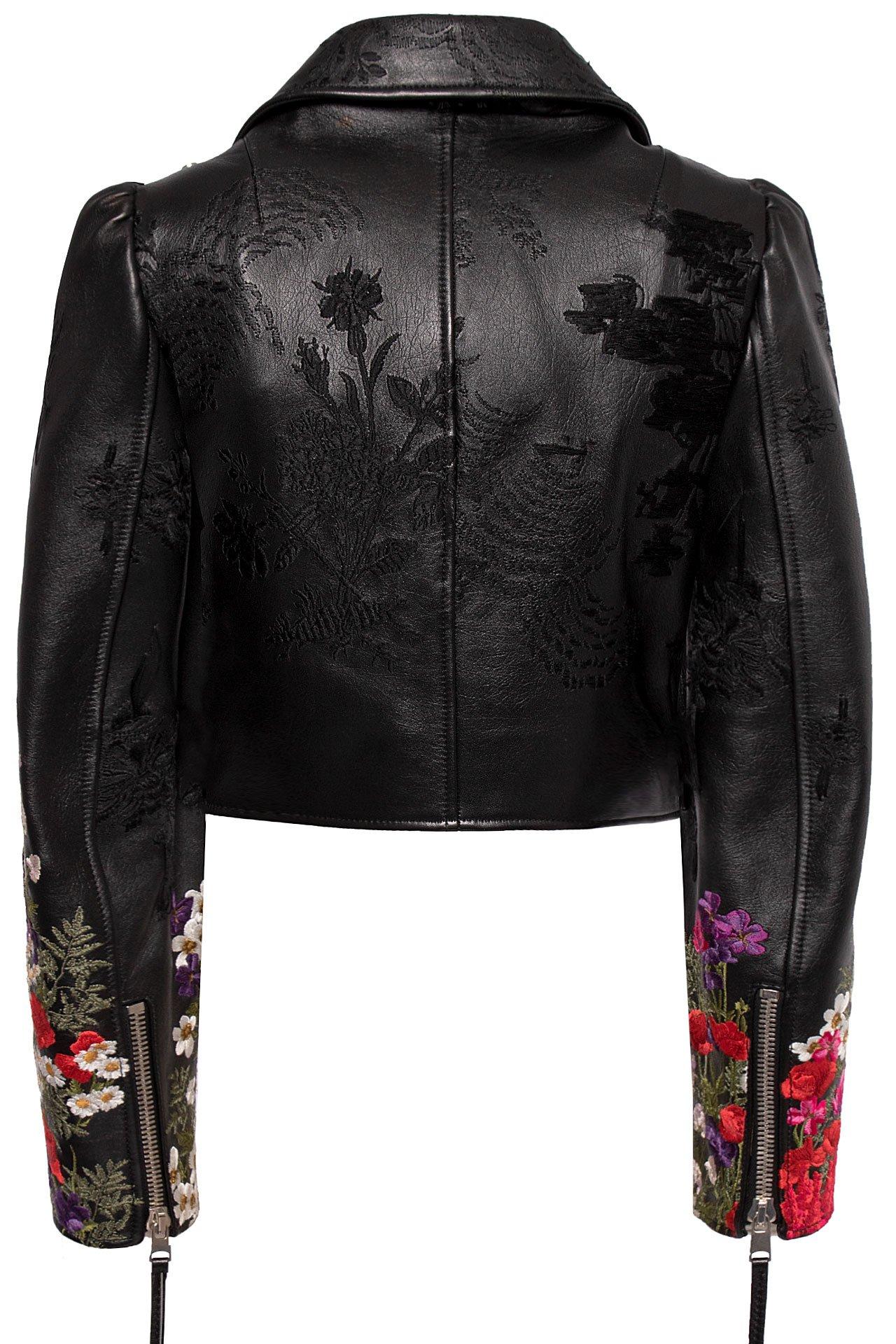 Alexander McQueen 

Giacca di pelle nera con dettagli floreali

100% pelle

Completamente foderato

Dipinto a mano 

Dimensioni: US - 6, IT - 42

Prodotto in Italia

Condizioni eccellenti
