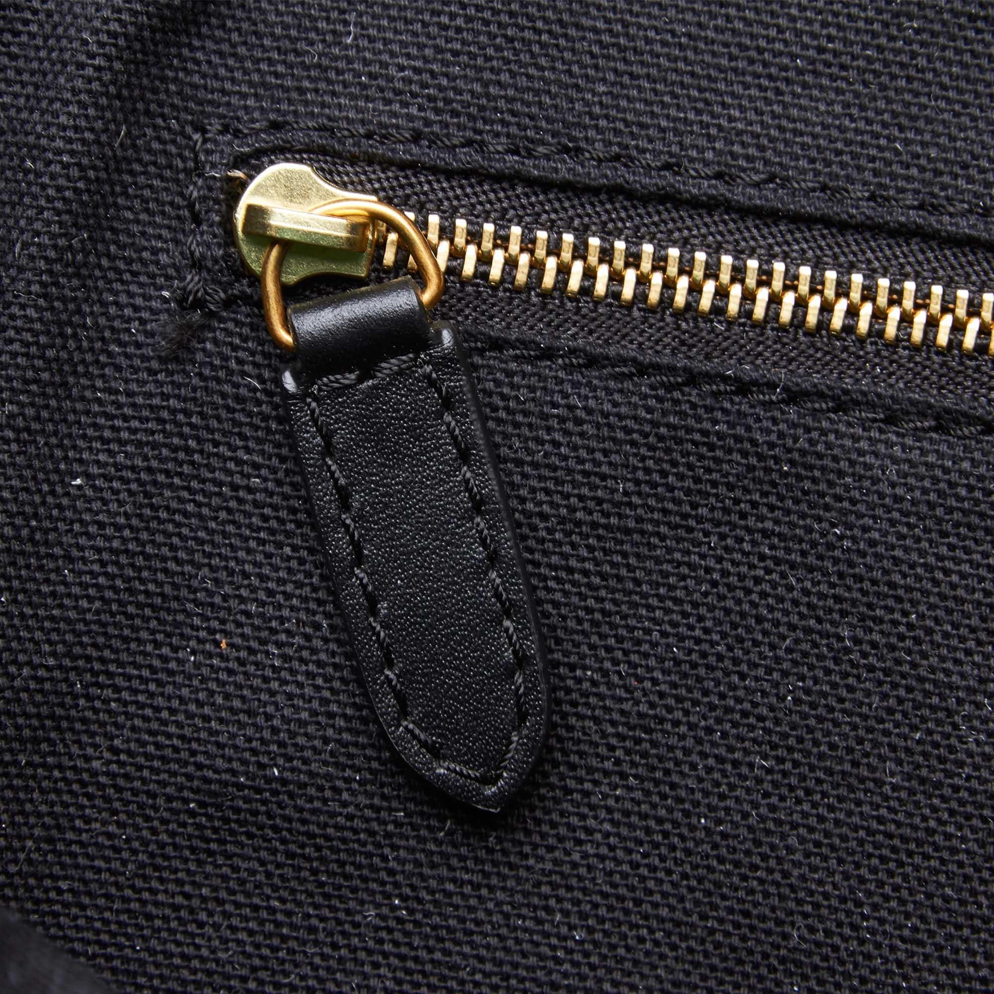 Women's Alexander Mcqueen Black  Leather Legend Handbag United Kingdom