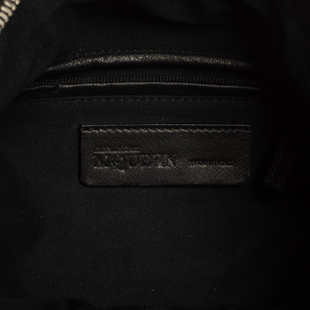 Alexander McQueen Black Leather Medium De Manta Clutch 7