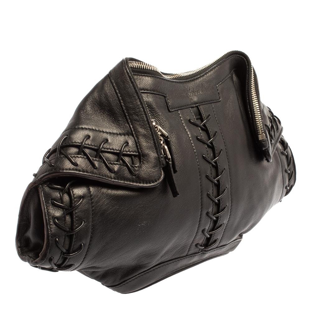 Women's Alexander McQueen Black Leather Medium De Manta Clutch