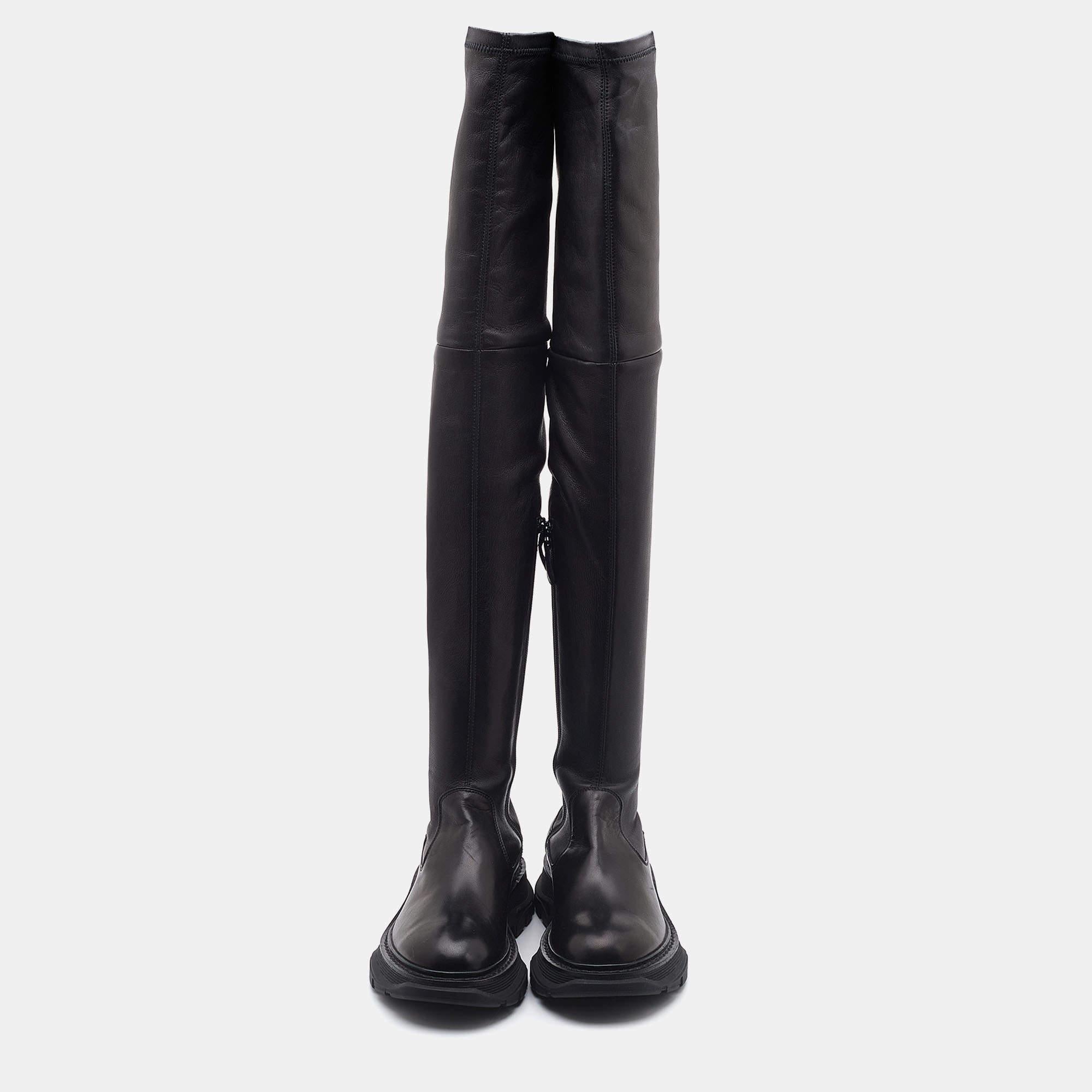 Alexander McQueen Black Leather Over The Knee Boots Size 38.5 In Excellent Condition In Dubai, Al Qouz 2