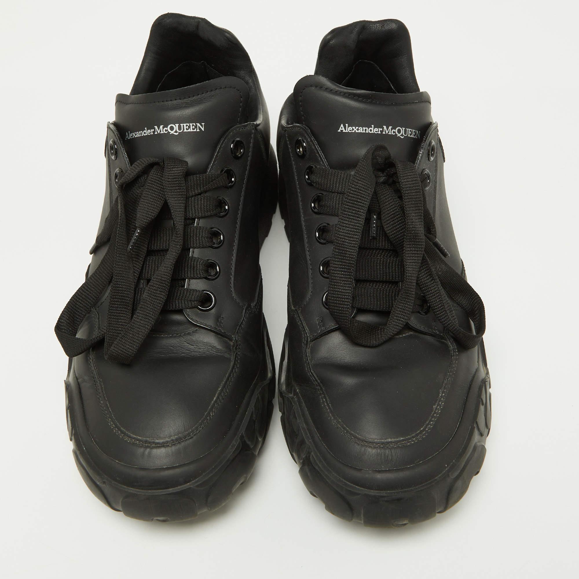 Alexander McQueen Black Leather Oversized Runner Low Top Sneakers Size 44 For Sale 3