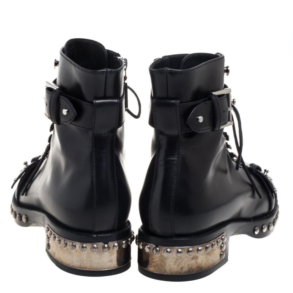 Alexander McQueen Black Leather Pelles Cuoio Boots Size 39 In Good Condition In Dubai, Al Qouz 2