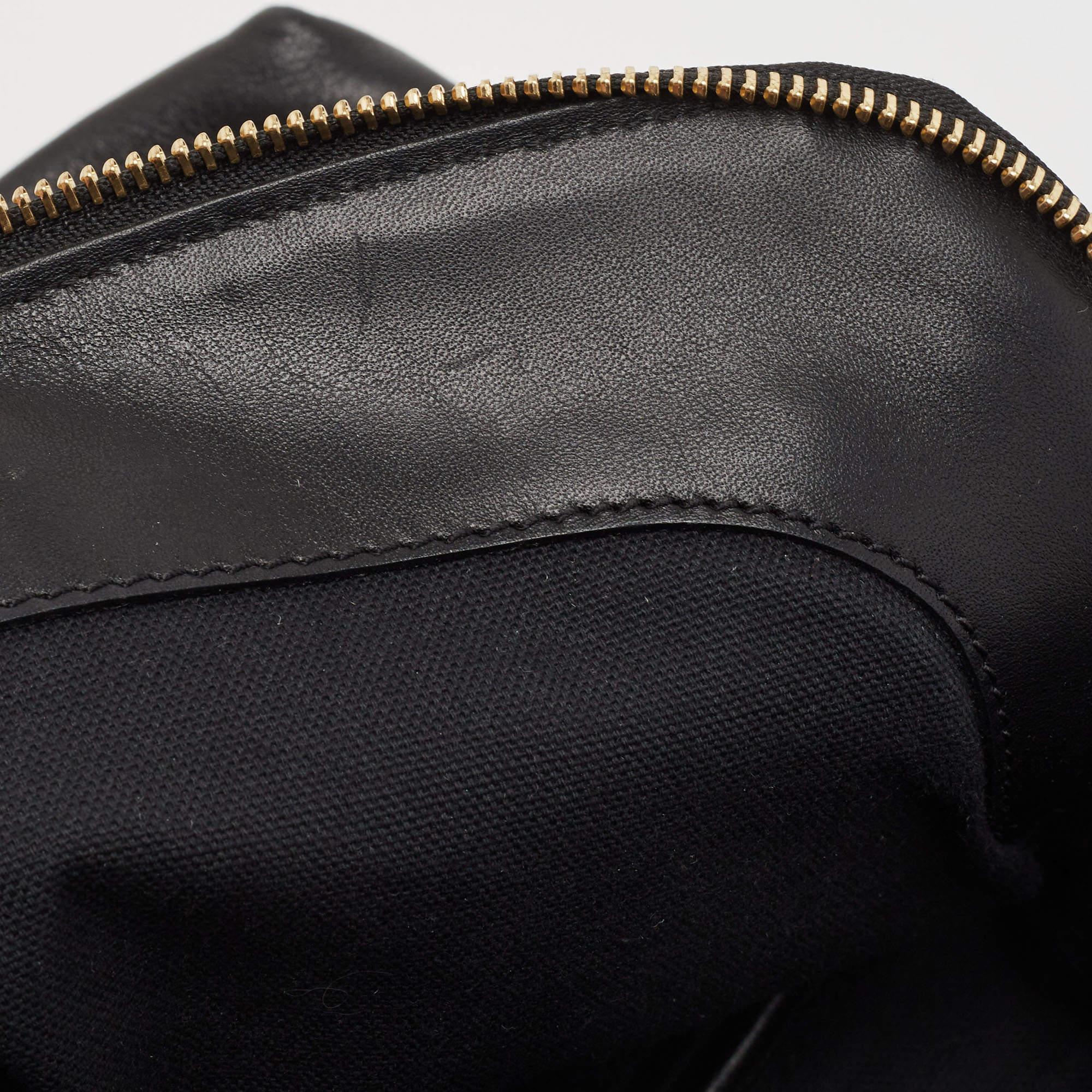 Alexander McQueen Black Leather Studded Skull Padlock Fold Over Clutch For Sale 9