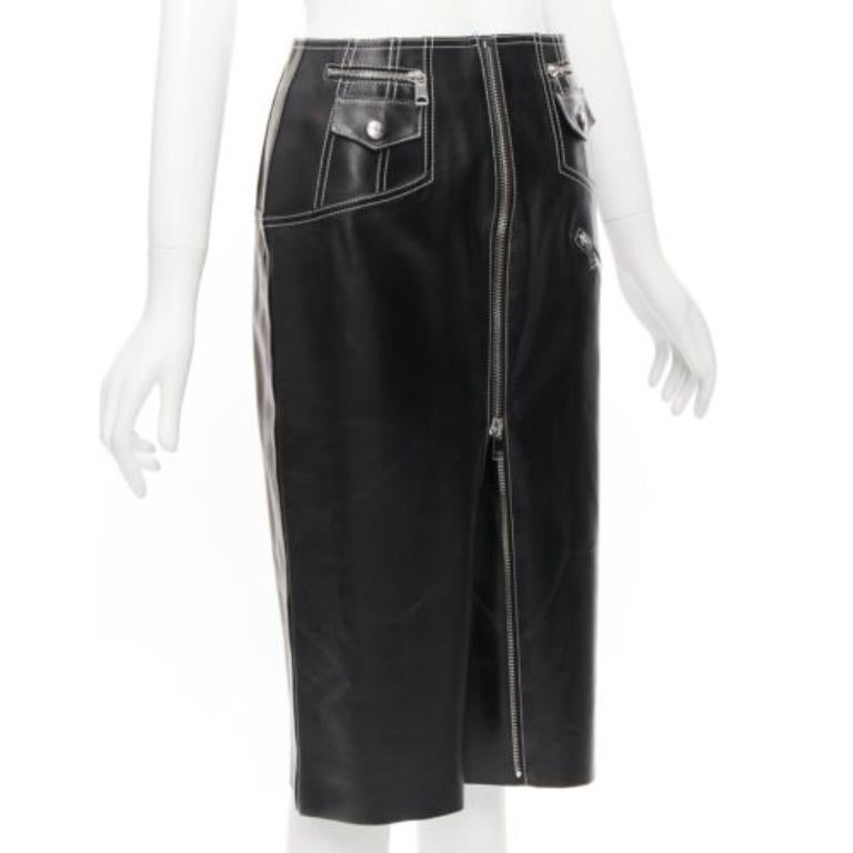 Nero Alexander McQueen gonna a tubino con zip in pelle nera e cuciture bianche IT38 XS in vendita