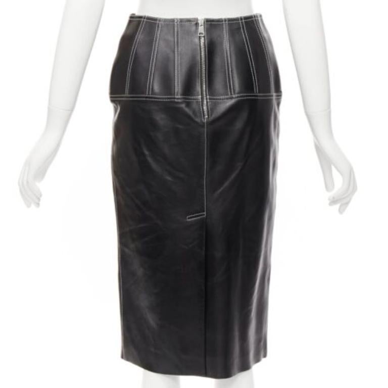 Donna Alexander McQueen gonna a tubino con zip in pelle nera e cuciture bianche IT38 XS in vendita