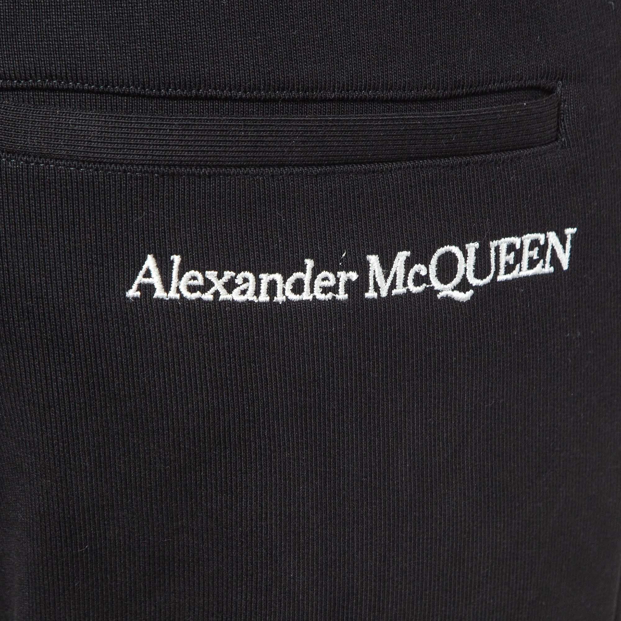 Alexander McQueen Black Logo Embroidered Cotton Knit Joggers XS In Excellent Condition For Sale In Dubai, Al Qouz 2