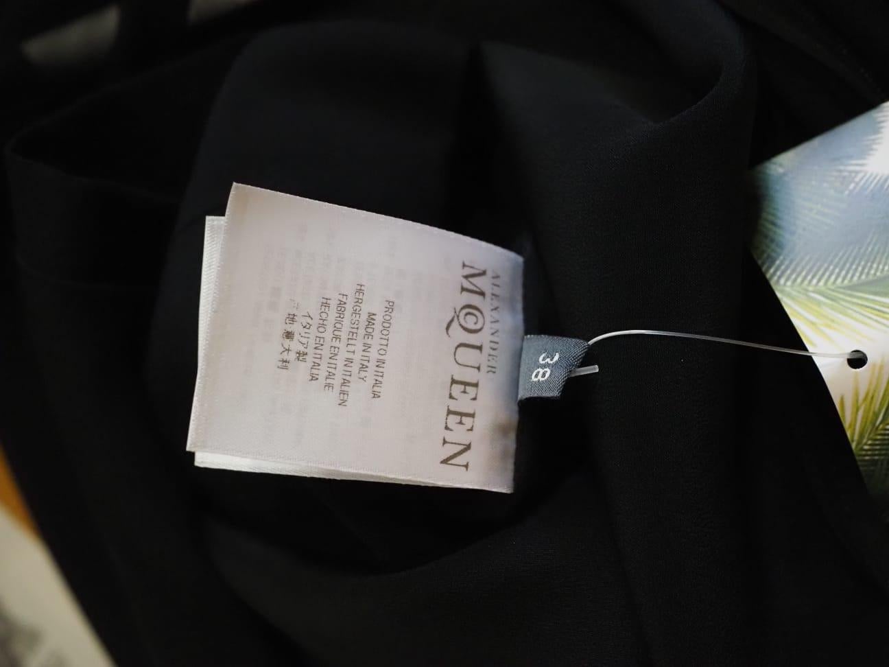 Alexander McQueen black long sleeves dress For Sale 1