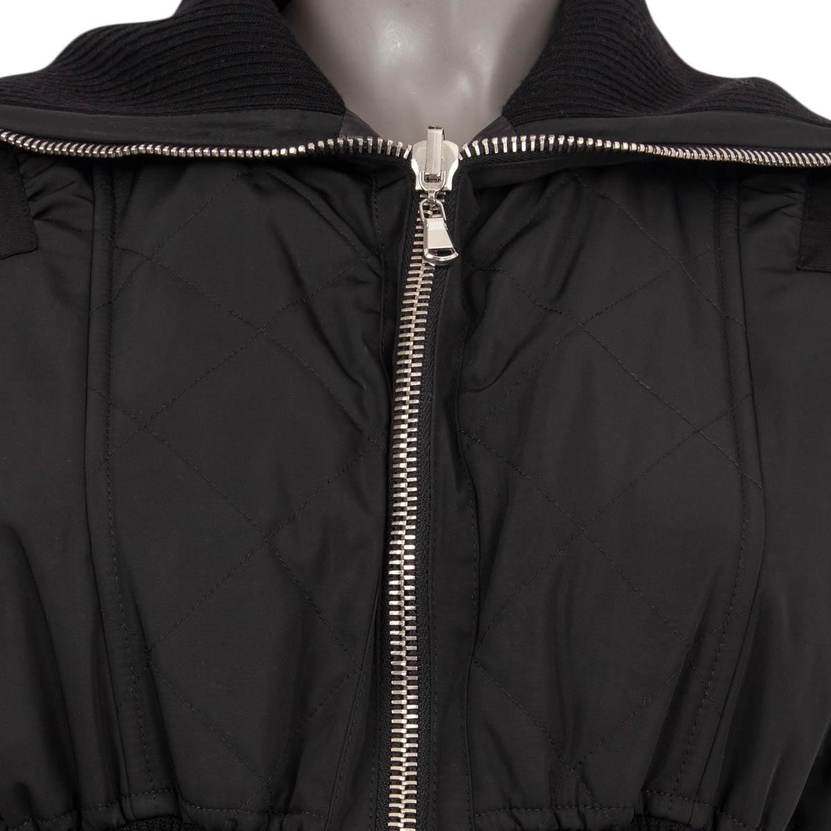 ALEXANDER MCQUEEN black nylon BOMBER Coat Jacket 40 S In Excellent Condition In Zürich, CH