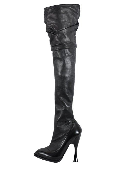 Black ALEXANDER MCQUEEN BLACK OVER THE KNEE BOOTS Size 37