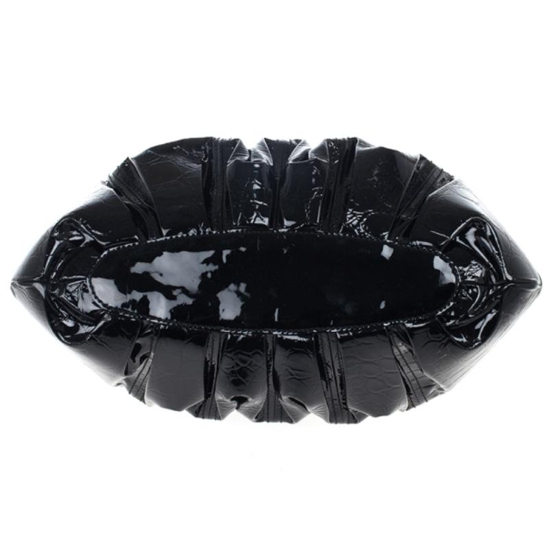 Women's Alexander McQueen Black Patent Elvie Leather Bag