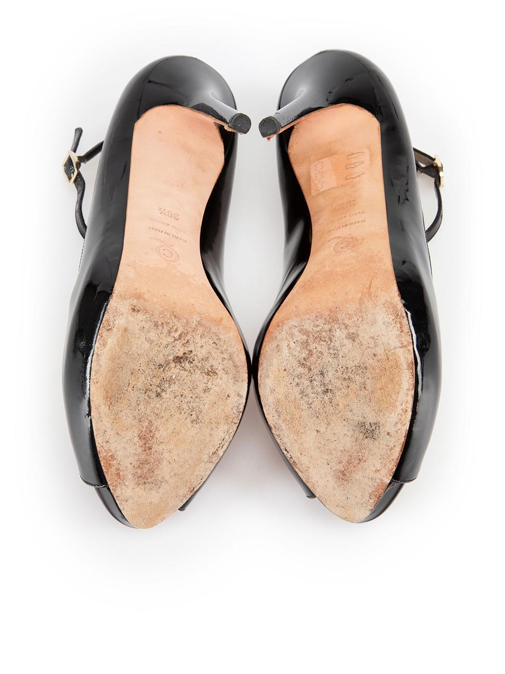 Alexander McQueen Zapatos de tacón con punta de charol negro Talla IT 38.5 en Bueno estado para la venta en London, GB