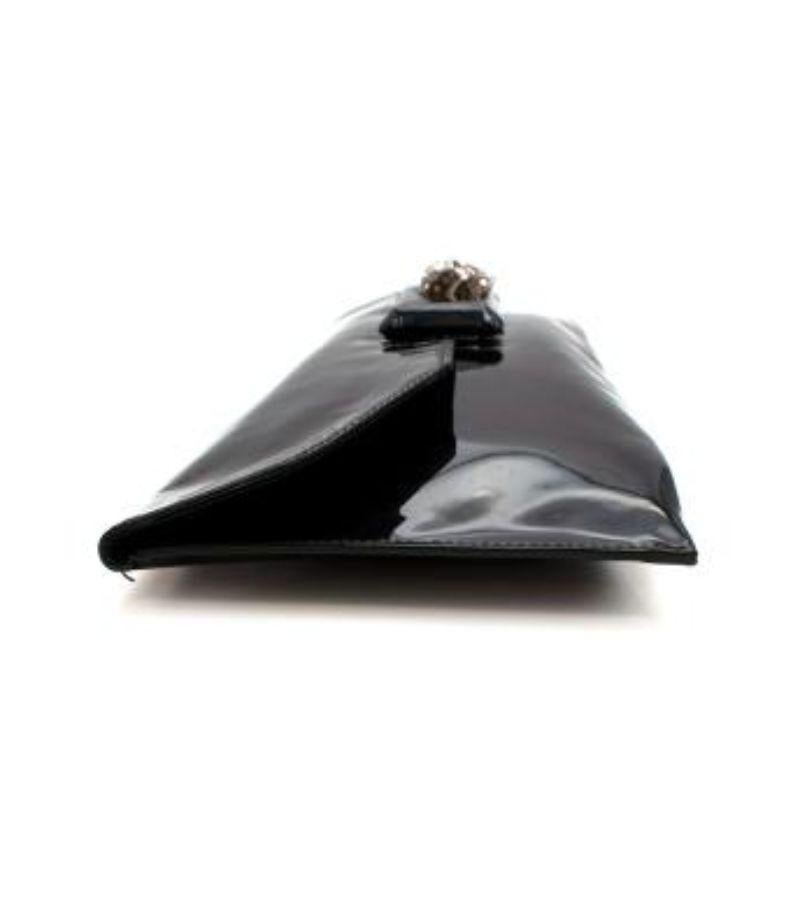 Alexander McQueen Black Patent Skull Clutch In Excellent Condition For Sale In London, GB
