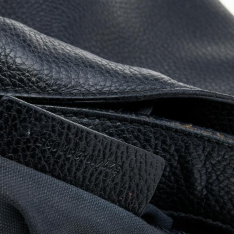 Alexander McQueen Schwarze/Peachfarbene gewebte Eimertasche aus Leder mit Totenkopf Damen