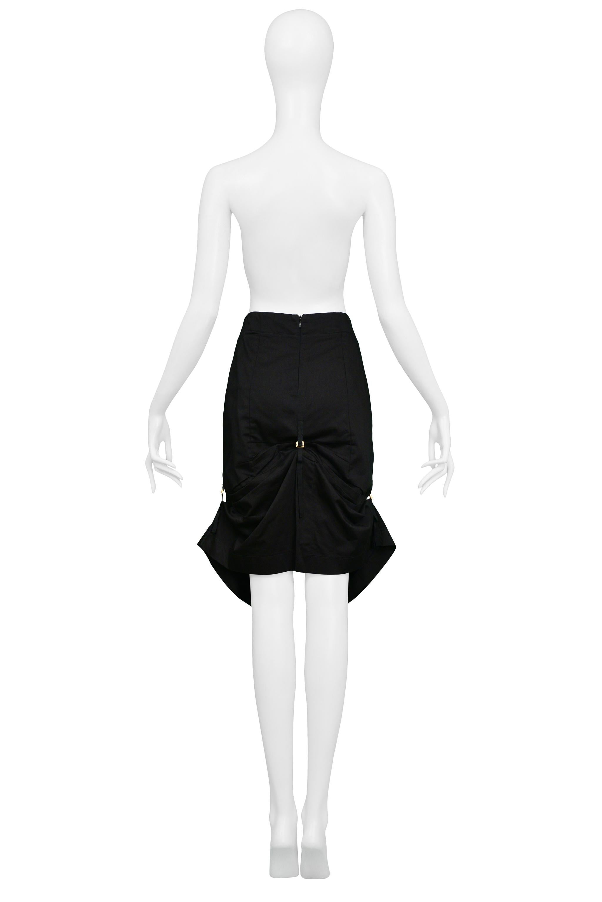 Alexander Mcqueen Black Pencil Skirt With Gold Hardware In Excellent Condition For Sale In Los Angeles, CA
