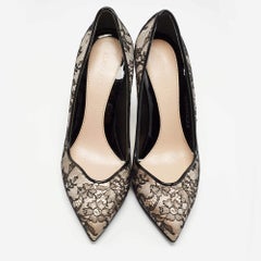 Alexander McQueen Black/Pink Lace and Satin Pointed Toe Pumps Size 38.5