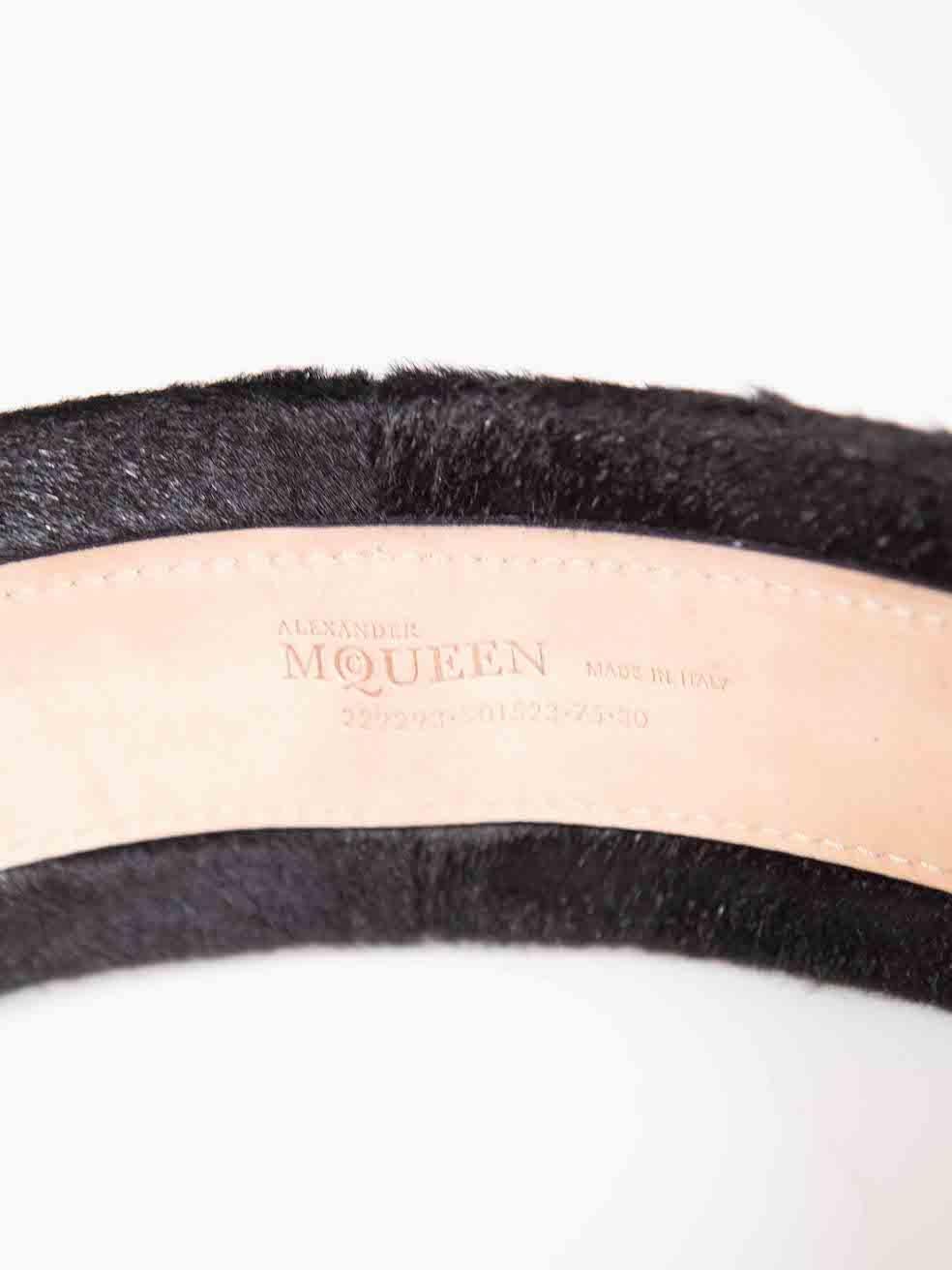 Alexander McQueen - Ceinture large en poils de poney noir en vente 1