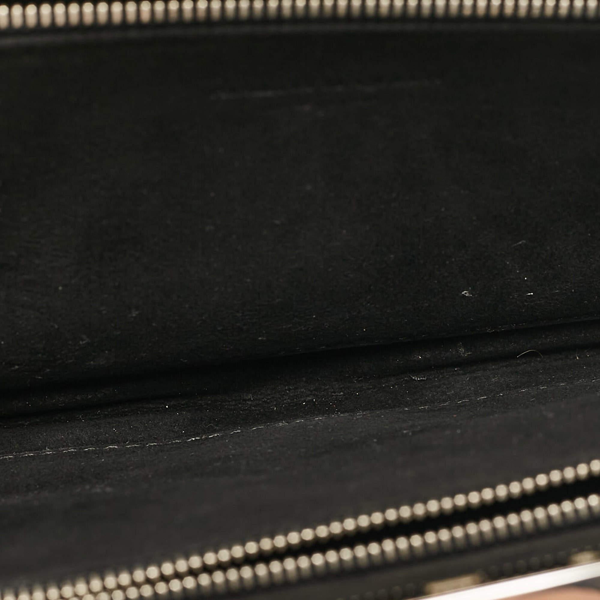 Alexander McQueen - Pochette à rabat en cuir matelassé noir 3