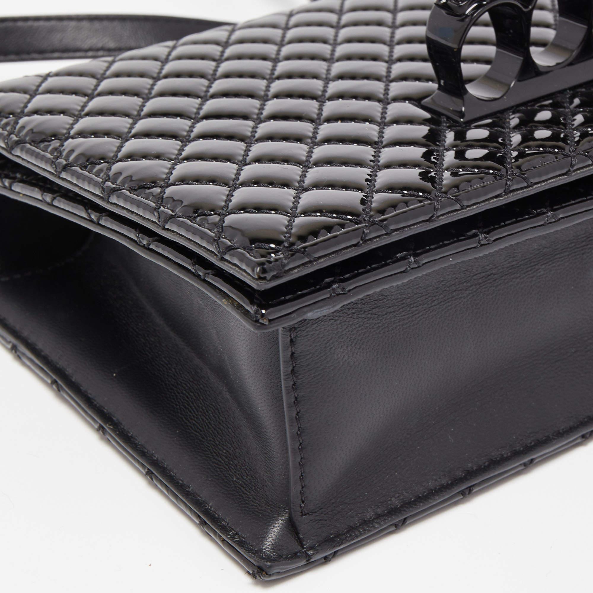 Alexander McQueen Black Quilted Patent Leather Skull Knuckle Flap Shoulder Bag 1
