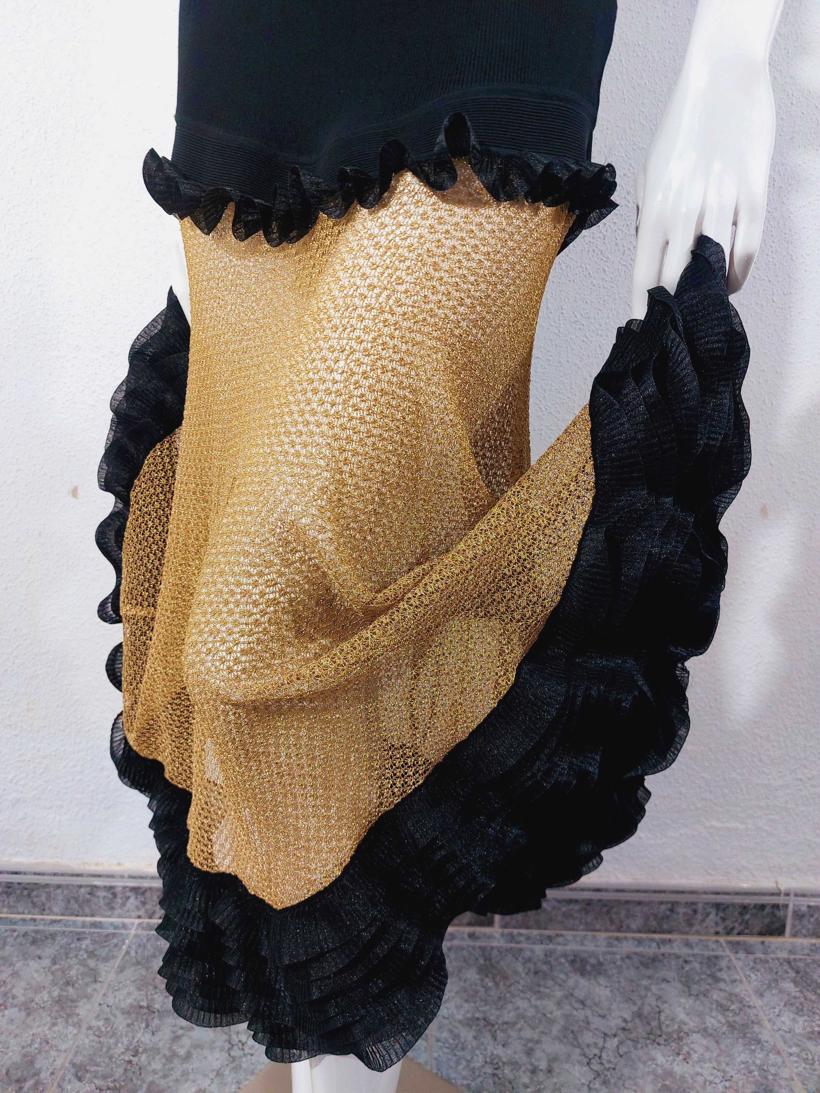 Alexander McQueen Black Silk-blend Knit Gold Mesh Cocktail Evening Dress Gown For Sale 2