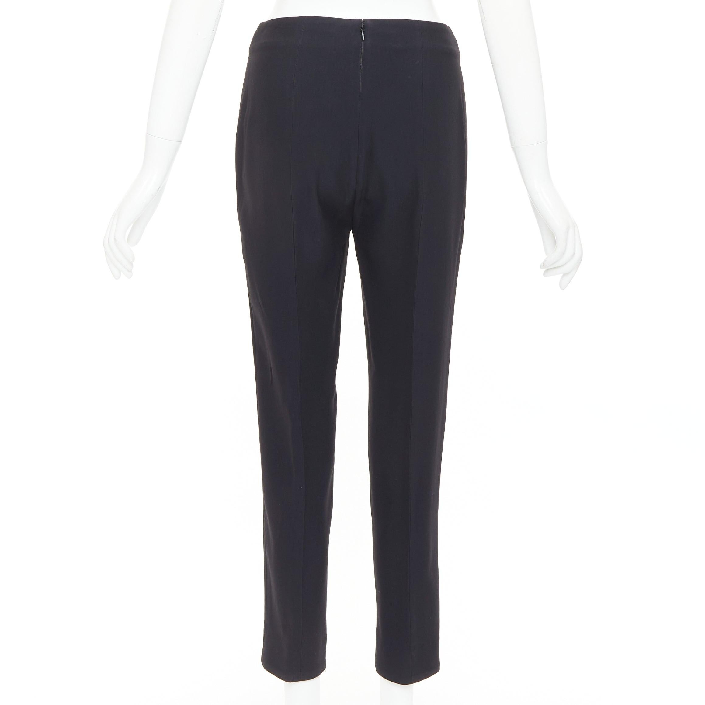 Alexander McQueen - Pantalon court taille haute en soie noire avec fente sur le devant IT40 S Pour femmes en vente