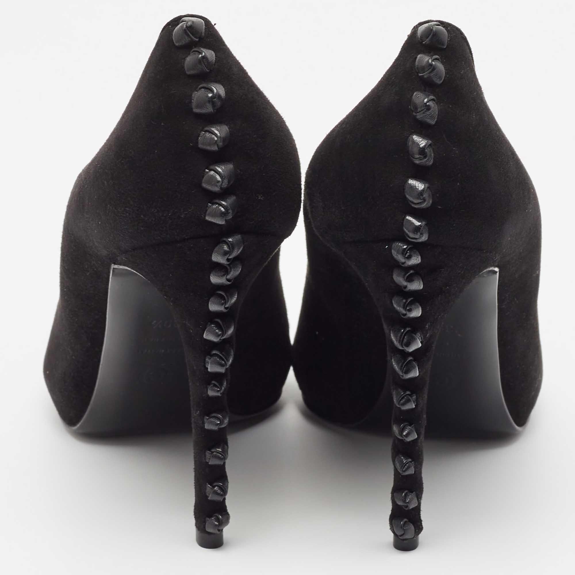 Women's Alexander McQueen Black Suede Knot Detail Peep Toe Pumps Size 39.5