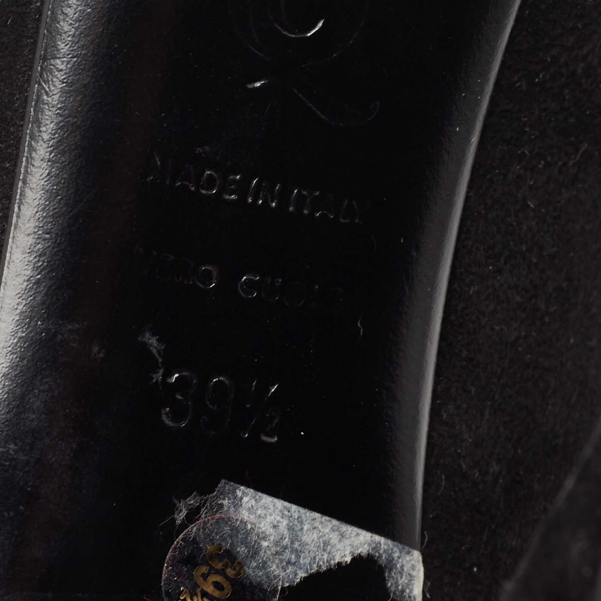 Alexander McQueen Black Suede Knot Detail Peep Toe Pumps Size 39.5 For Sale 3