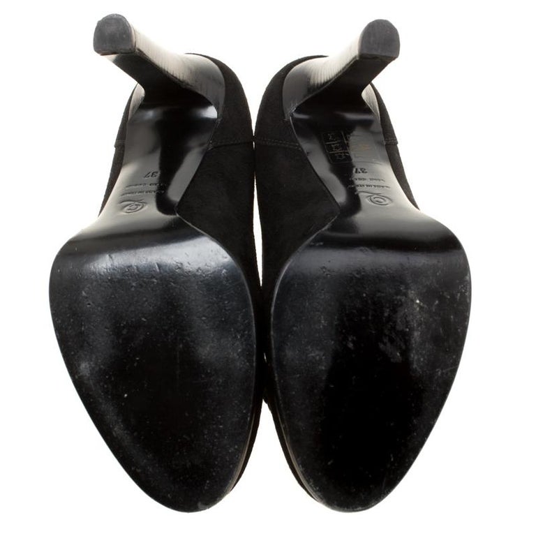 Alexander McQueen Black Suede Skull Detail Loafer Pumps Size 37 For ...