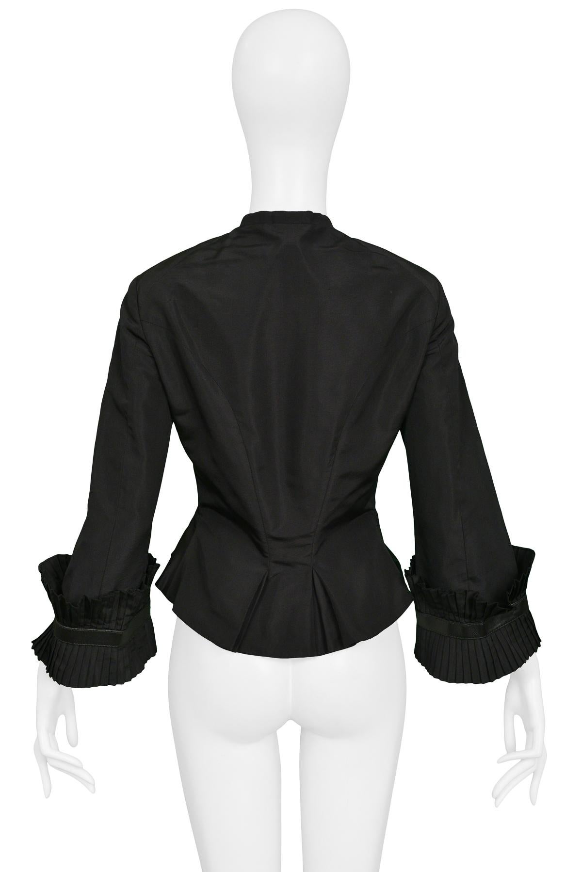 Alexander Mcqueen Black taffeta Jacket With Pleated Sleeves AW 2002 In Excellent Condition In Los Angeles, CA