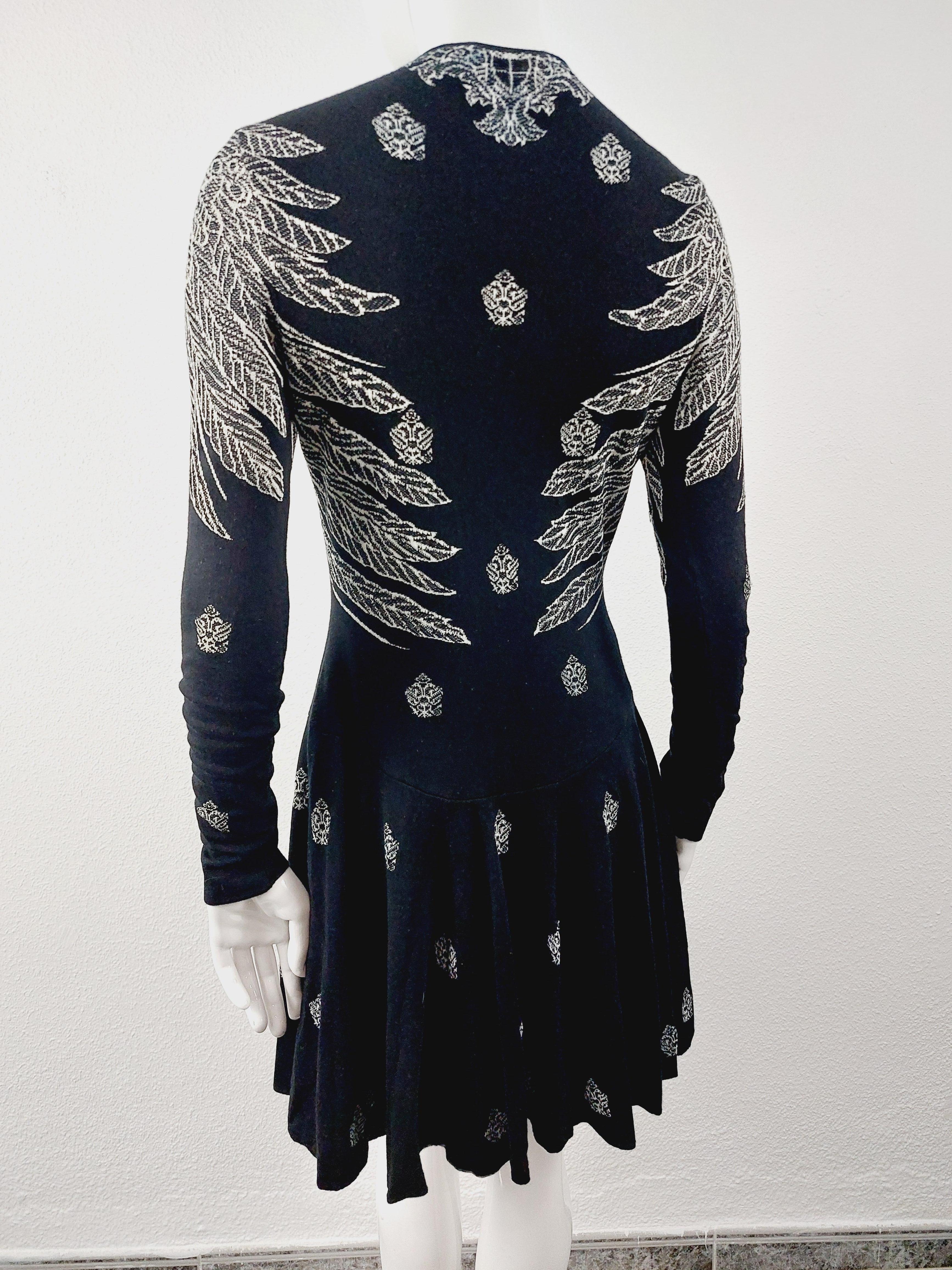 Alexander McQueen Black Tattoo Optical Wool & Silk Edgy Jacquard Fitted Midi Dre 10