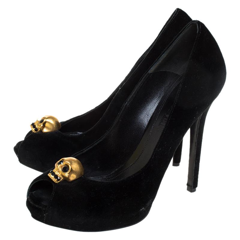 alexander mcqueen skull pumps