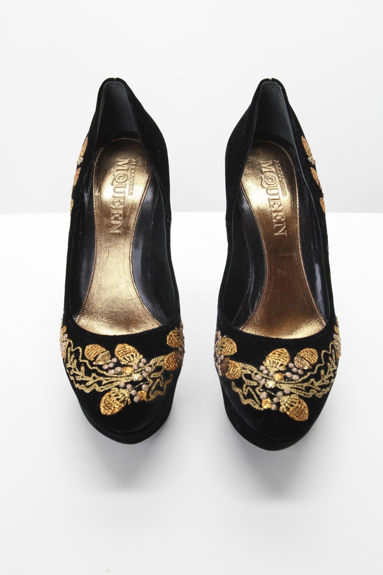 【関税込み】alexander mcqueen 'Armadillo' pumps Alexander Mcqueen Armadillo Pumps - Black - Women