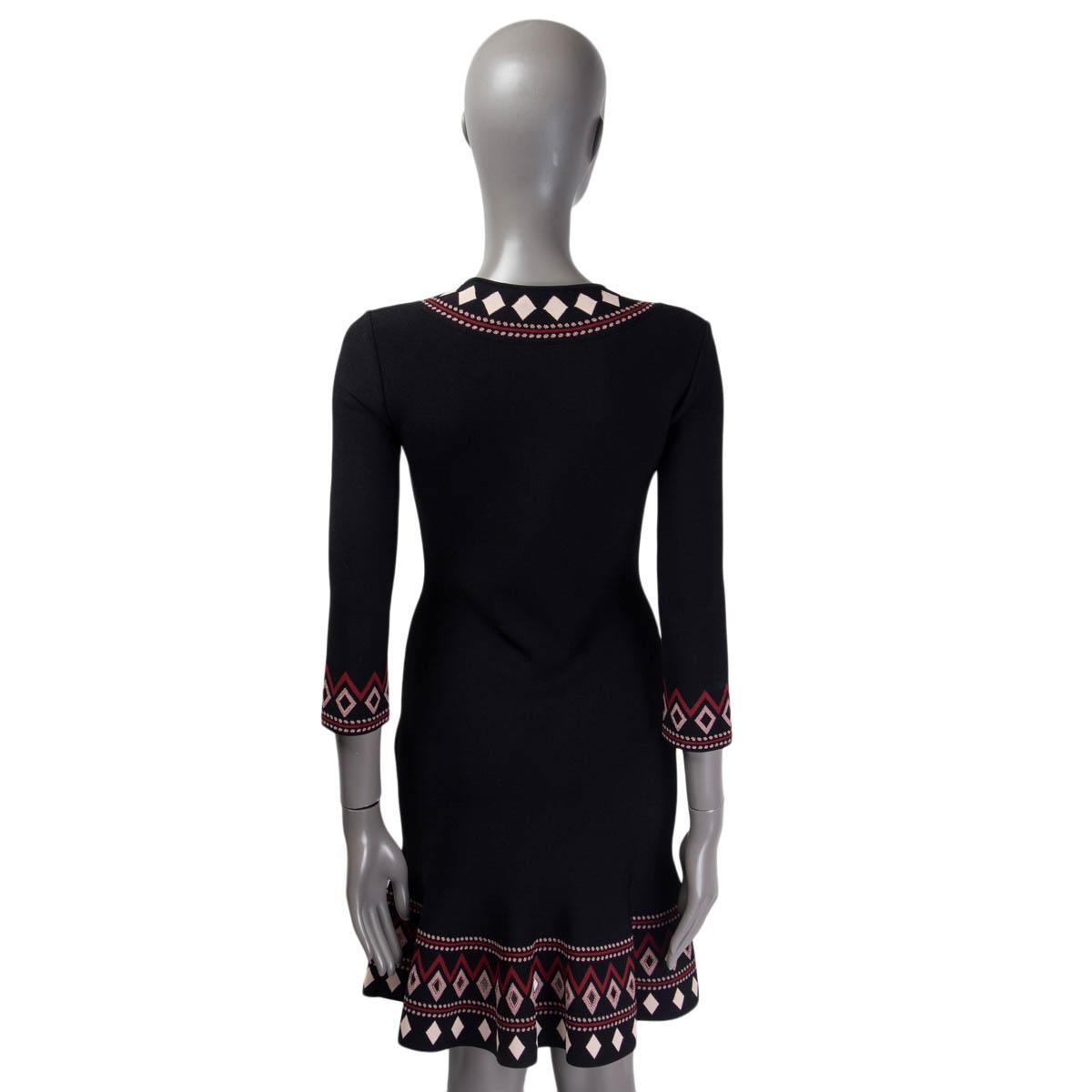 Women's ALEXANDER MCQUEEN black viscose 2016 GEOMETRIC JACQUARD KNIT Dress S For Sale