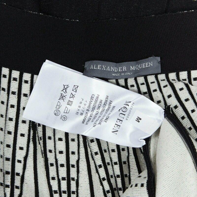 ALEXANDER MCQUEEN black white dot jacquard knit pleated flare midi skirt IT42 M For Sale 4