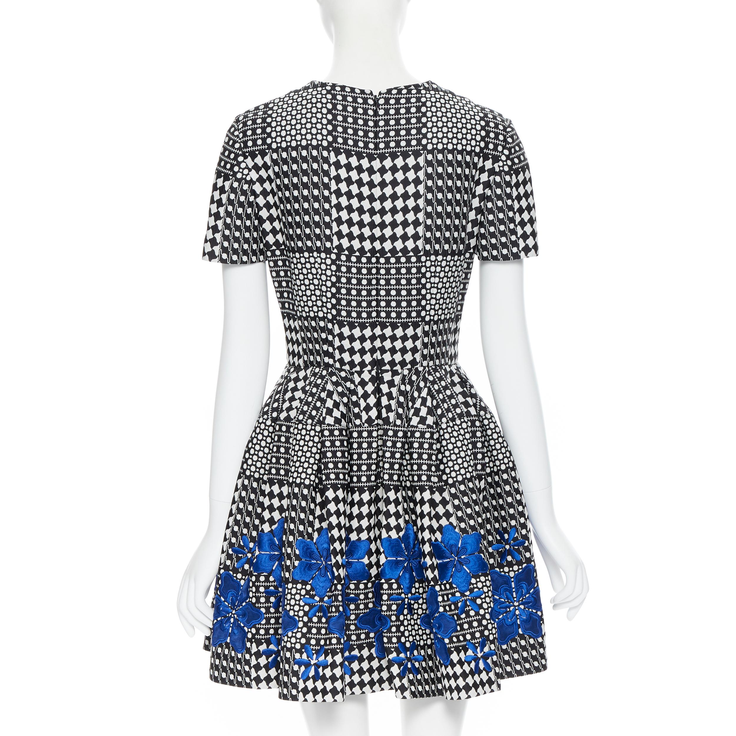 Black ALEXANDER MCQUEEN black white geometric blue floral embroidery fit flare dress S
