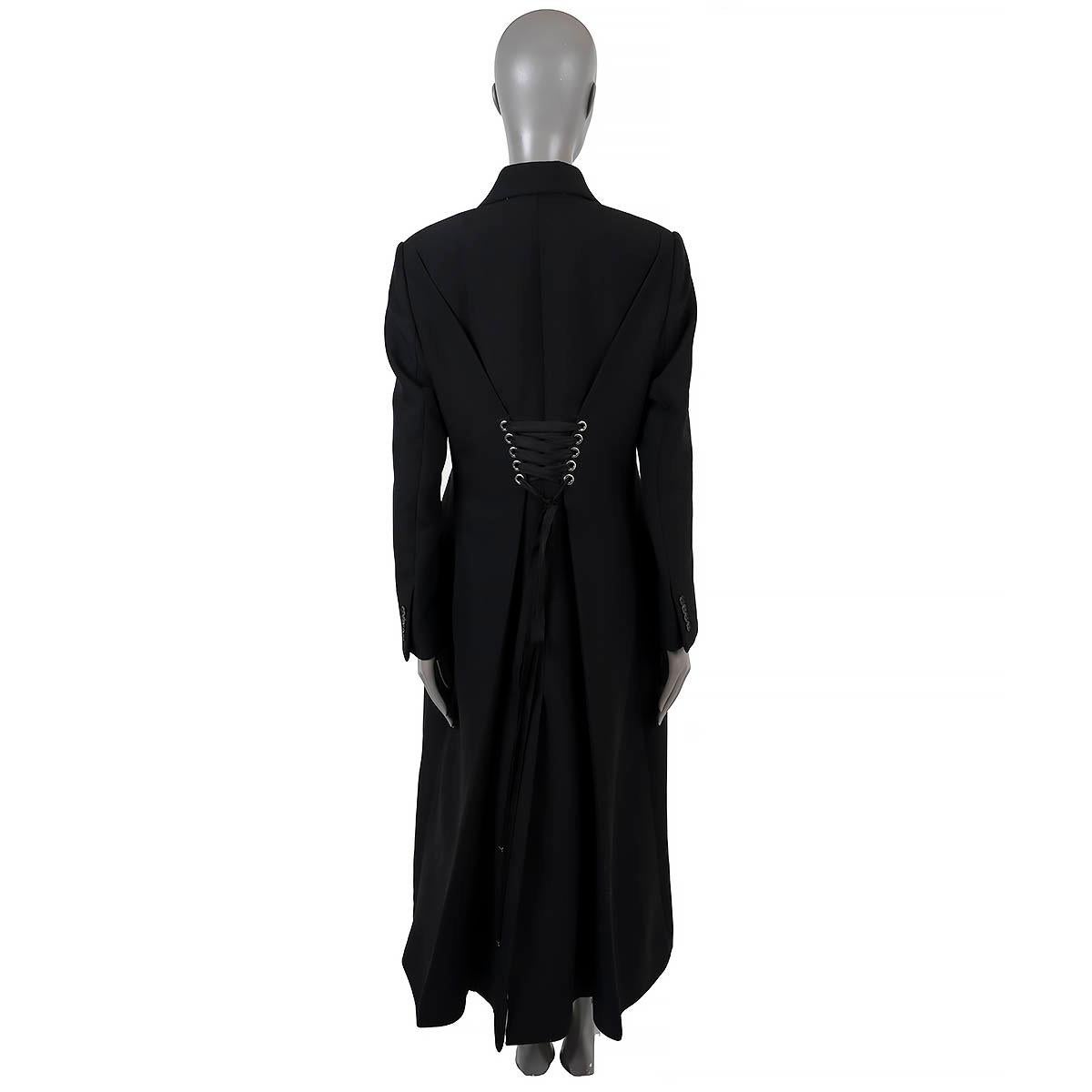ALEXANDER MCQUEEN black wool 2020 DOUBLE BREASTED MAXI Coat Jacket 44 L In Excellent Condition For Sale In Zürich, CH