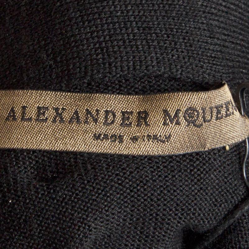 ALEXANDER MCQUEEN black wool ROSE EMBELLISHED KNIT Dress M In Excellent Condition In Zürich, CH