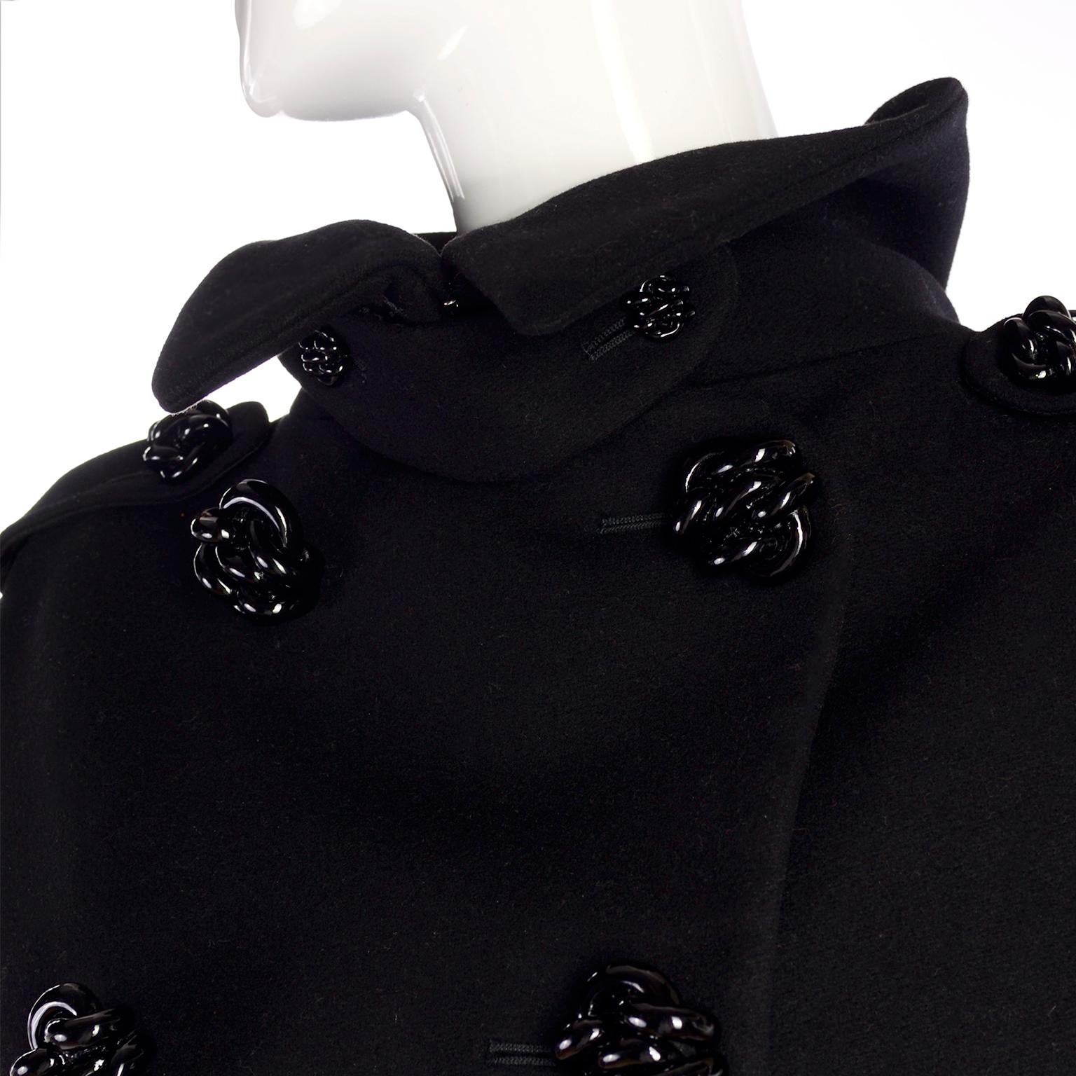 Alexander McQueen, veste sculptée en laine noire The Horn of Plenty Runway 2009  en vente 7