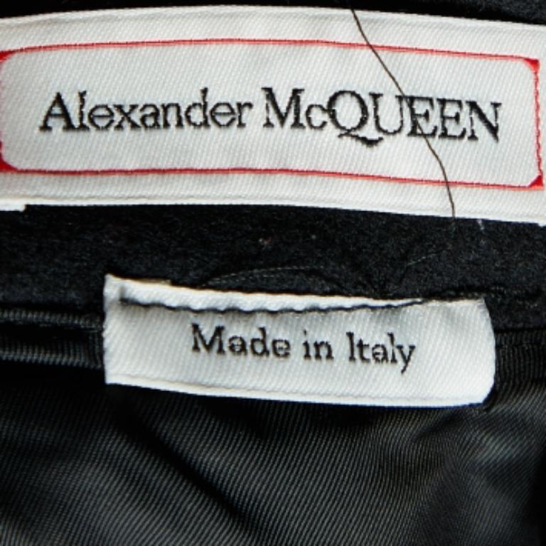Alexander McQueen Pantalon évasé à rayures latérales en laine noire M. Bon état - En vente à Dubai, Al Qouz 2