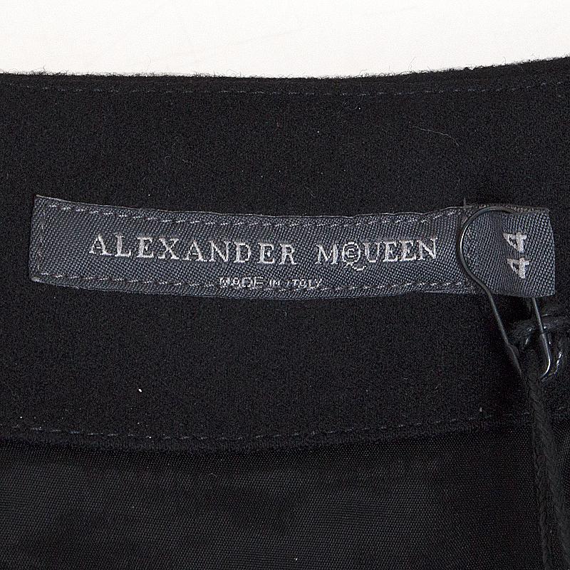 ALEXANDER MCQUEEN black wool Trumpet Skirt 44 L In Excellent Condition In Zürich, CH