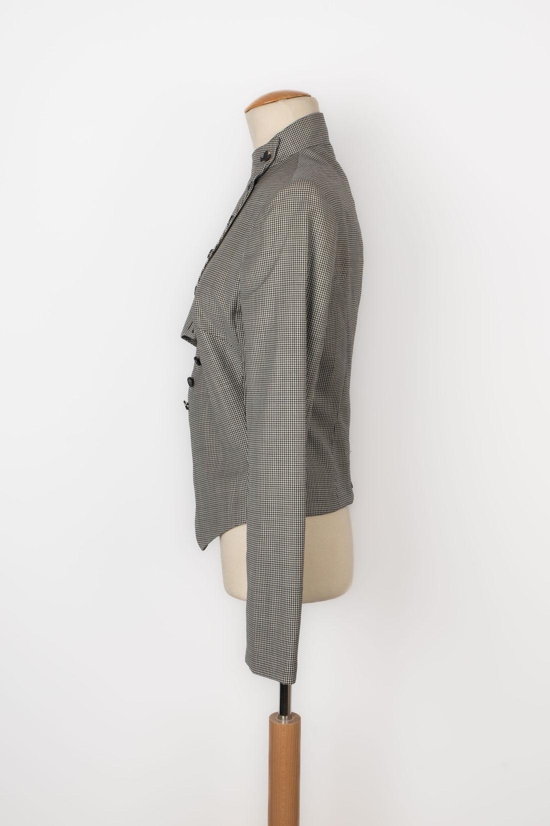 Alexander Mcqueen Blended Wool Asymmetrical Jacket In Excellent Condition For Sale In SAINT-OUEN-SUR-SEINE, FR