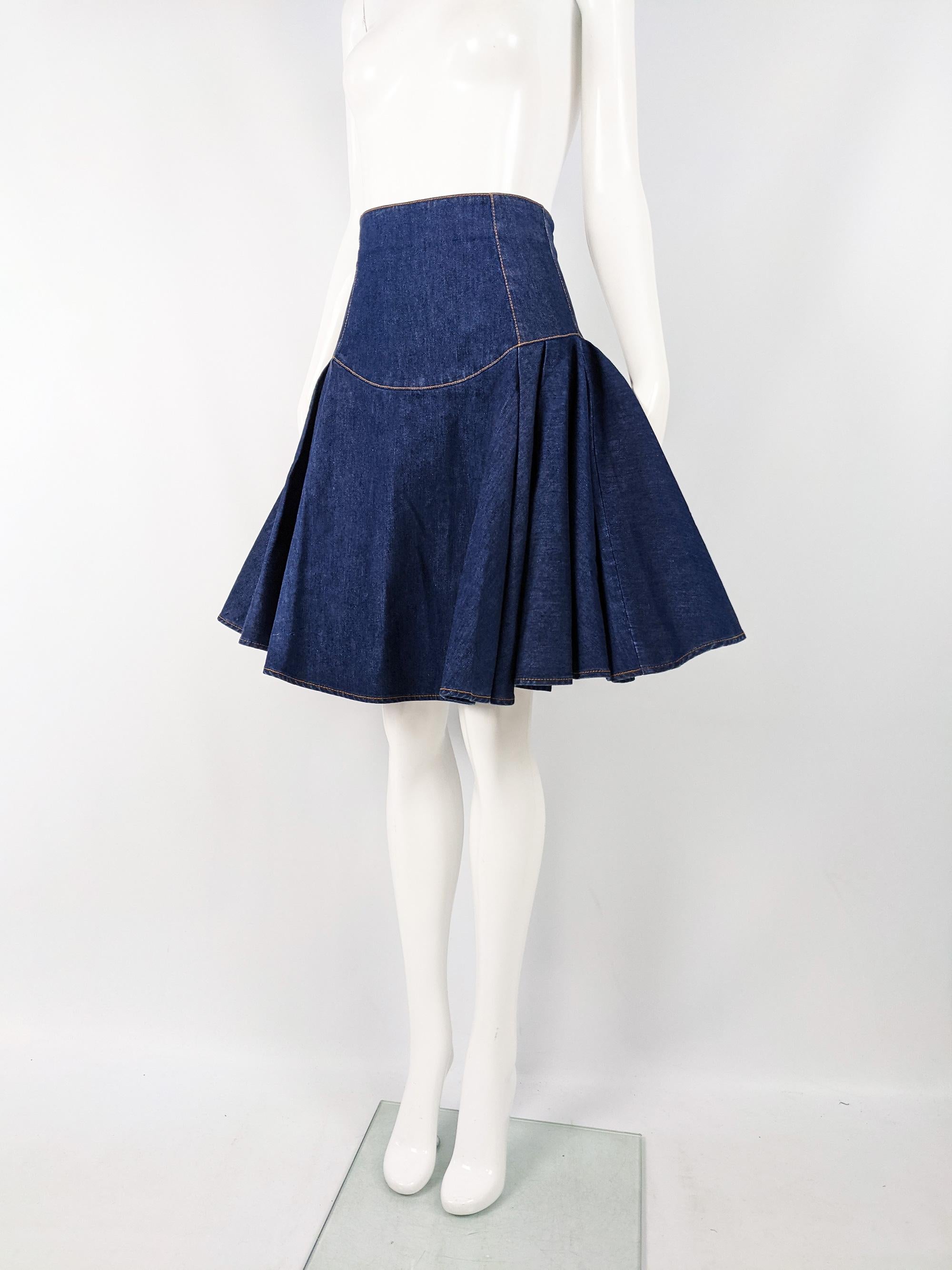 Alexander McQueen Blue Denim Flared Skirt In Excellent Condition For Sale In Doncaster, South Yorkshire