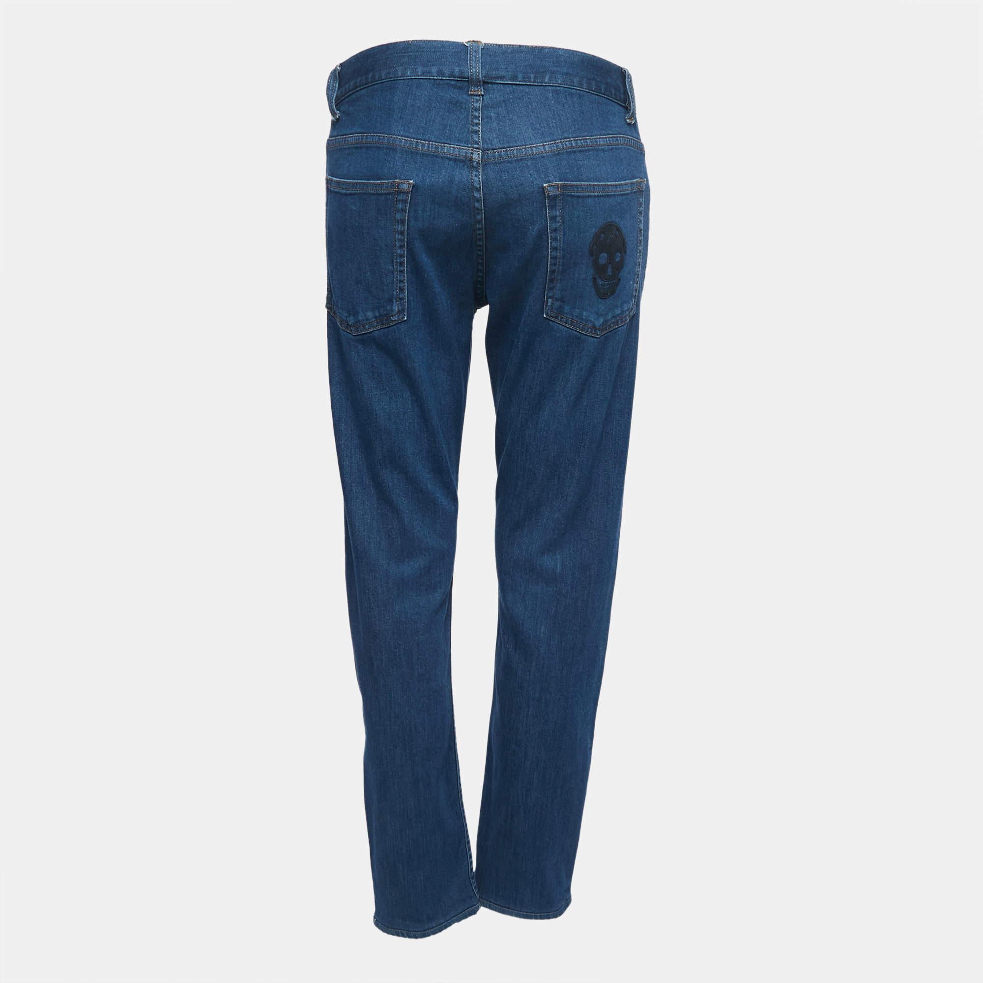 Un buon paio di jeans rende sempre l'armadio completo. Questo paio di jeans è realizzato con una tale abilità e stile che diventerà il vostro preferito in pochissimo tempo. Ti garantirà una vestibilità comoda ed elegante.