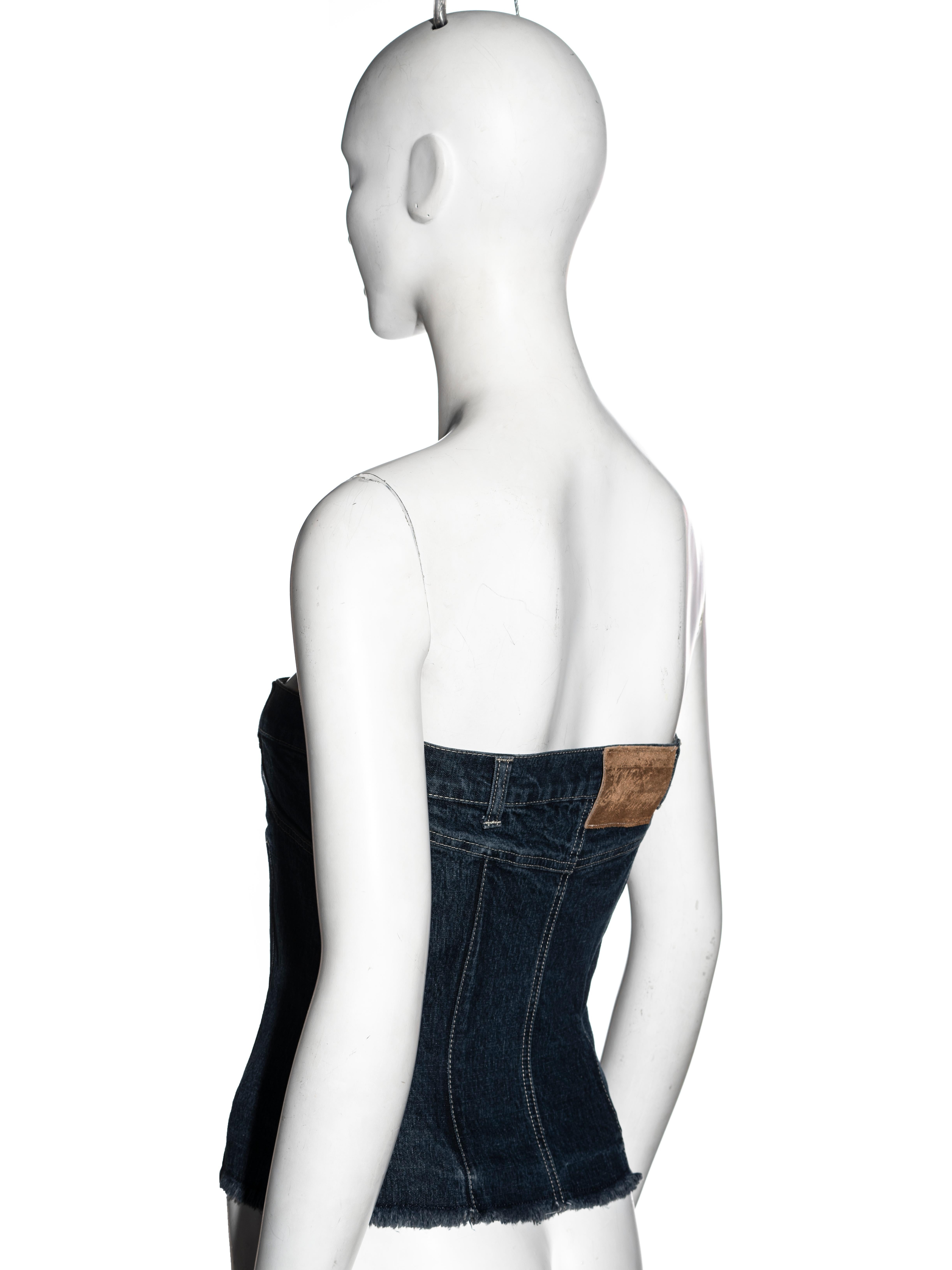 Alexander McQueen - Haut corset sans bretelles en jean bleu, automne-hiver 1996 en vente 5