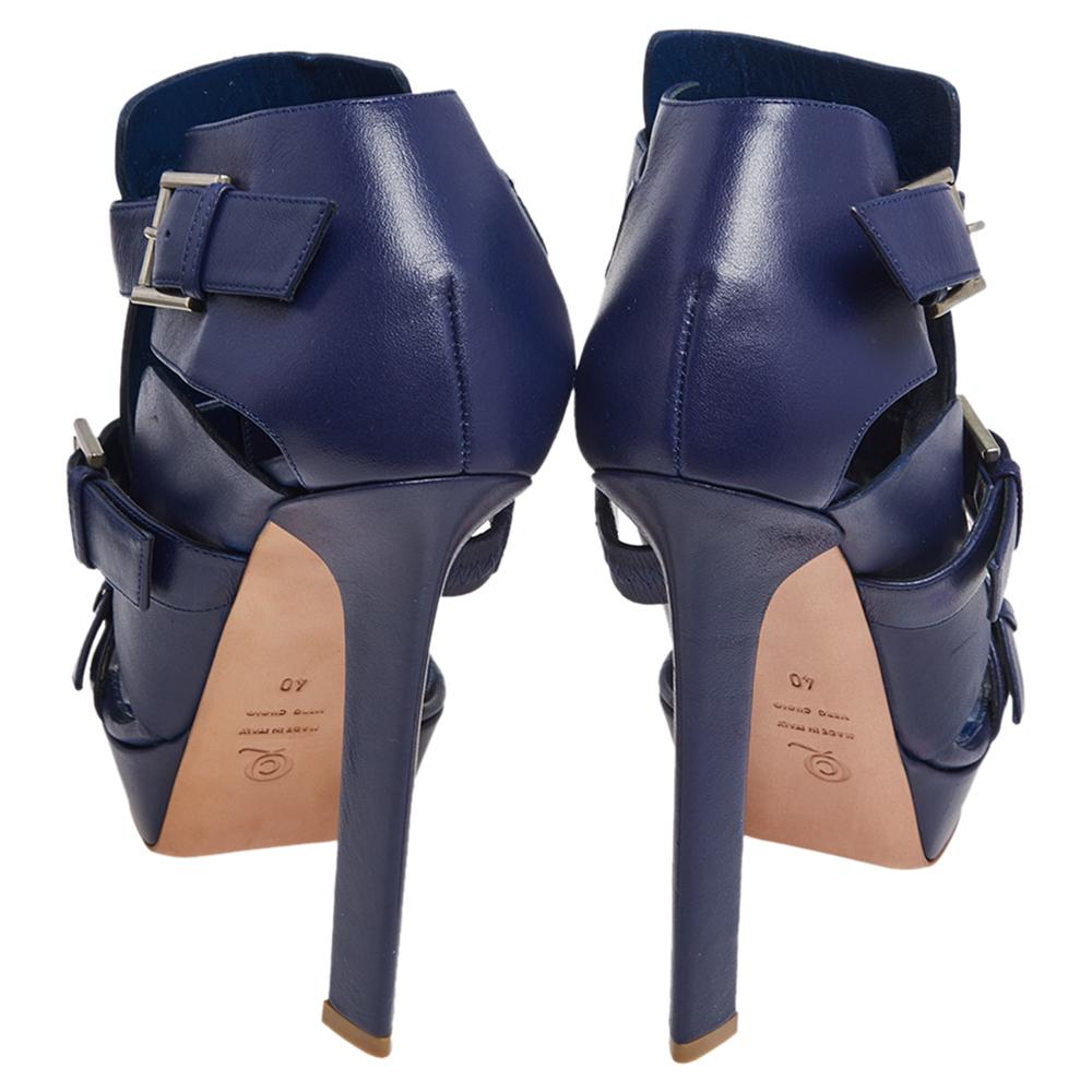 Alexander McQueen Blue Leather Stud Embellished Buckle Detail Sandals Size 40 1
