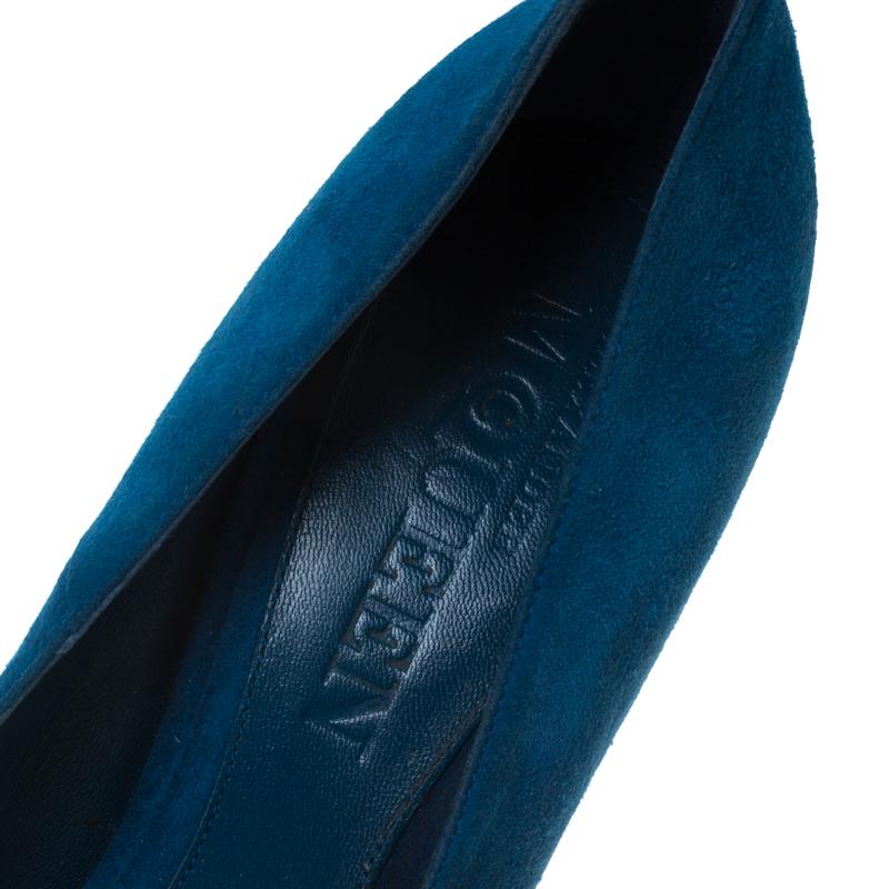 Women's Alexander McQueen Blue Suede Crystal Peep Toe Platform Pumps Size 39.5 For Sale
